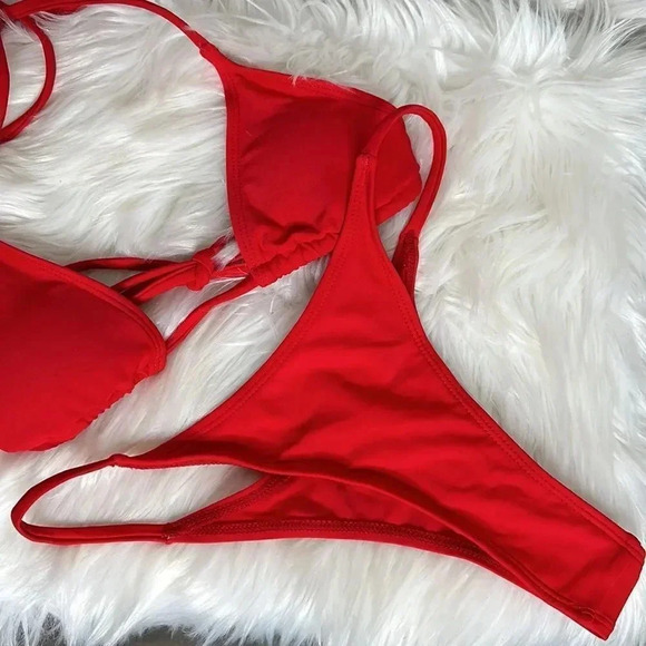 SHEIN Red Swim suit - Picture 3 of 5